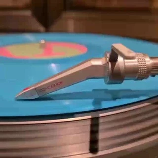 LISTEN TO DEEP